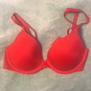 Victoria’s Secret PINK bra